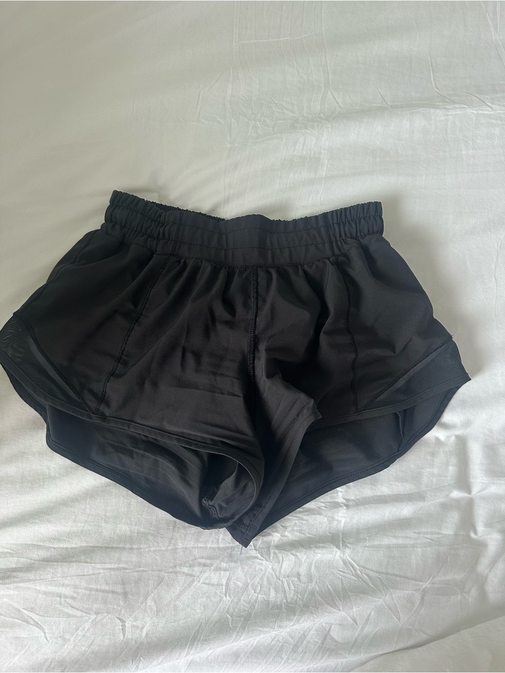 Black Lululemon Hotty Hot Shorts 2.5” Size 2
